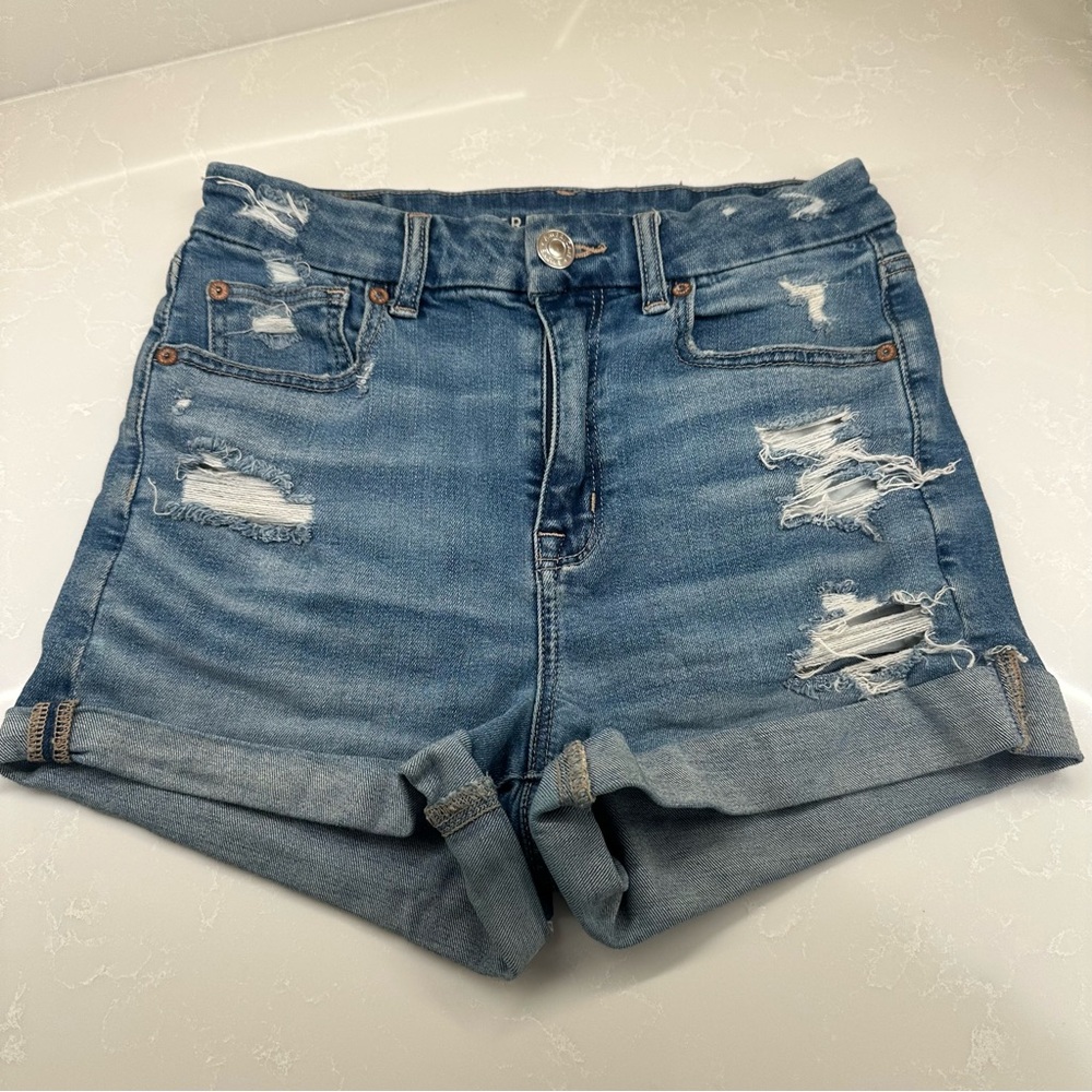 American Eagle Outfitters Distressed Jean Shorts. Size: 2 Women’s